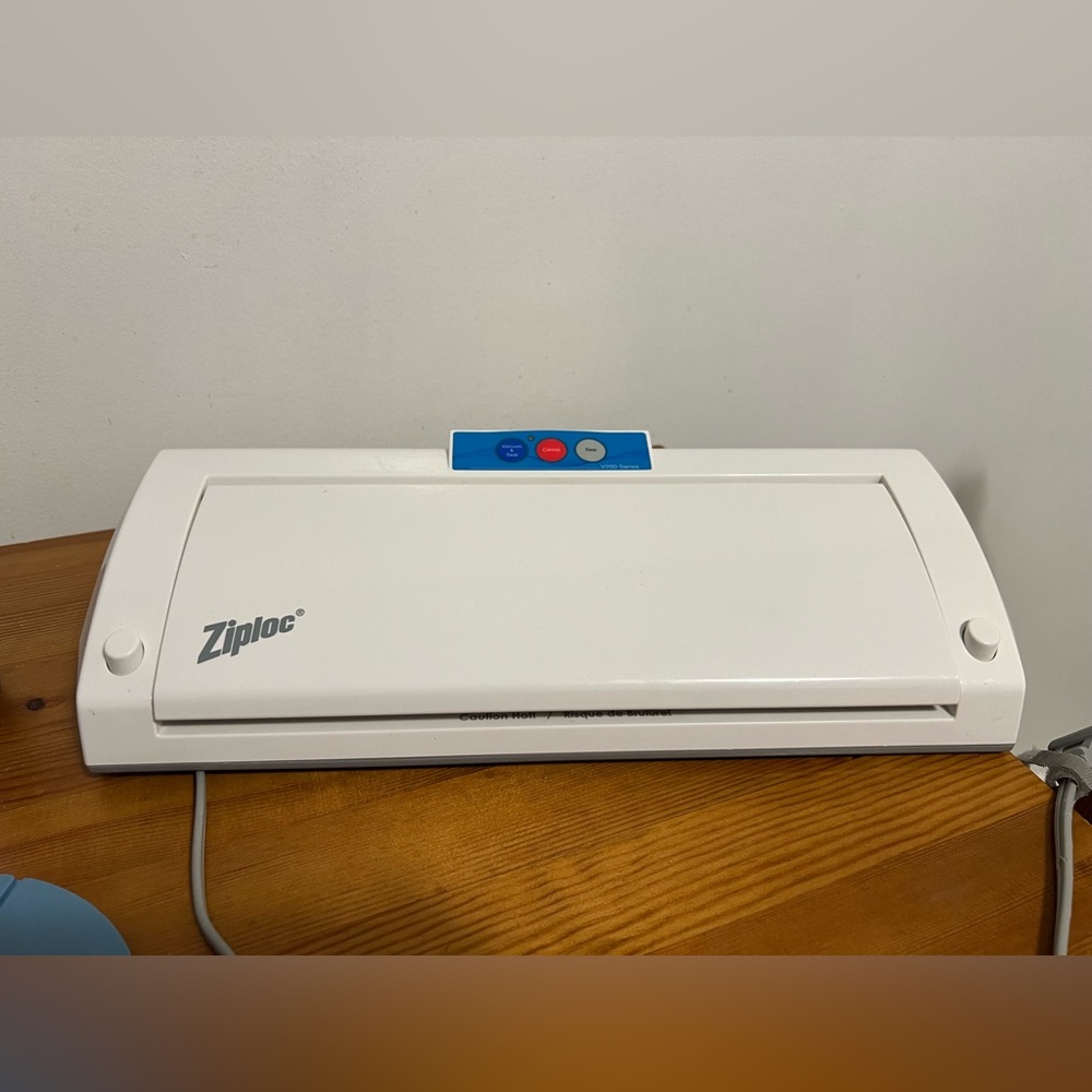 Ziploc V201 White Vacuum Sealer Machine